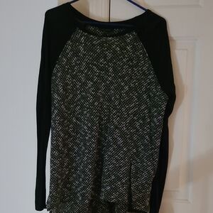 Banana Republic Black and Gray Long Sleeve Top